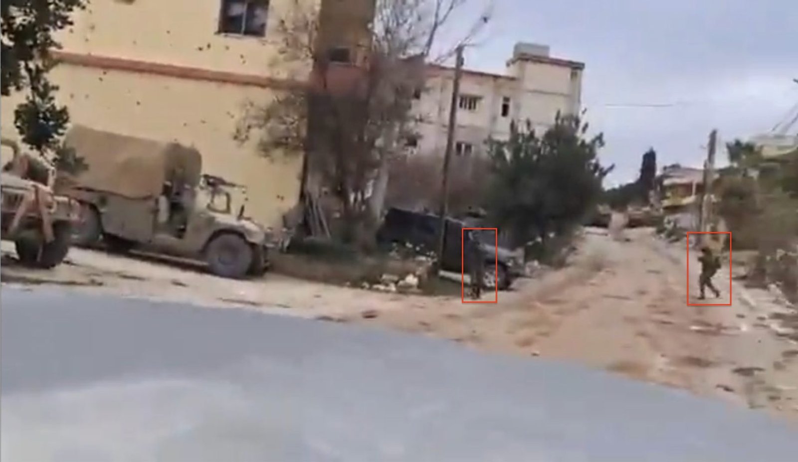 لحظة ظهور الجنديين في موقع الحادثة
